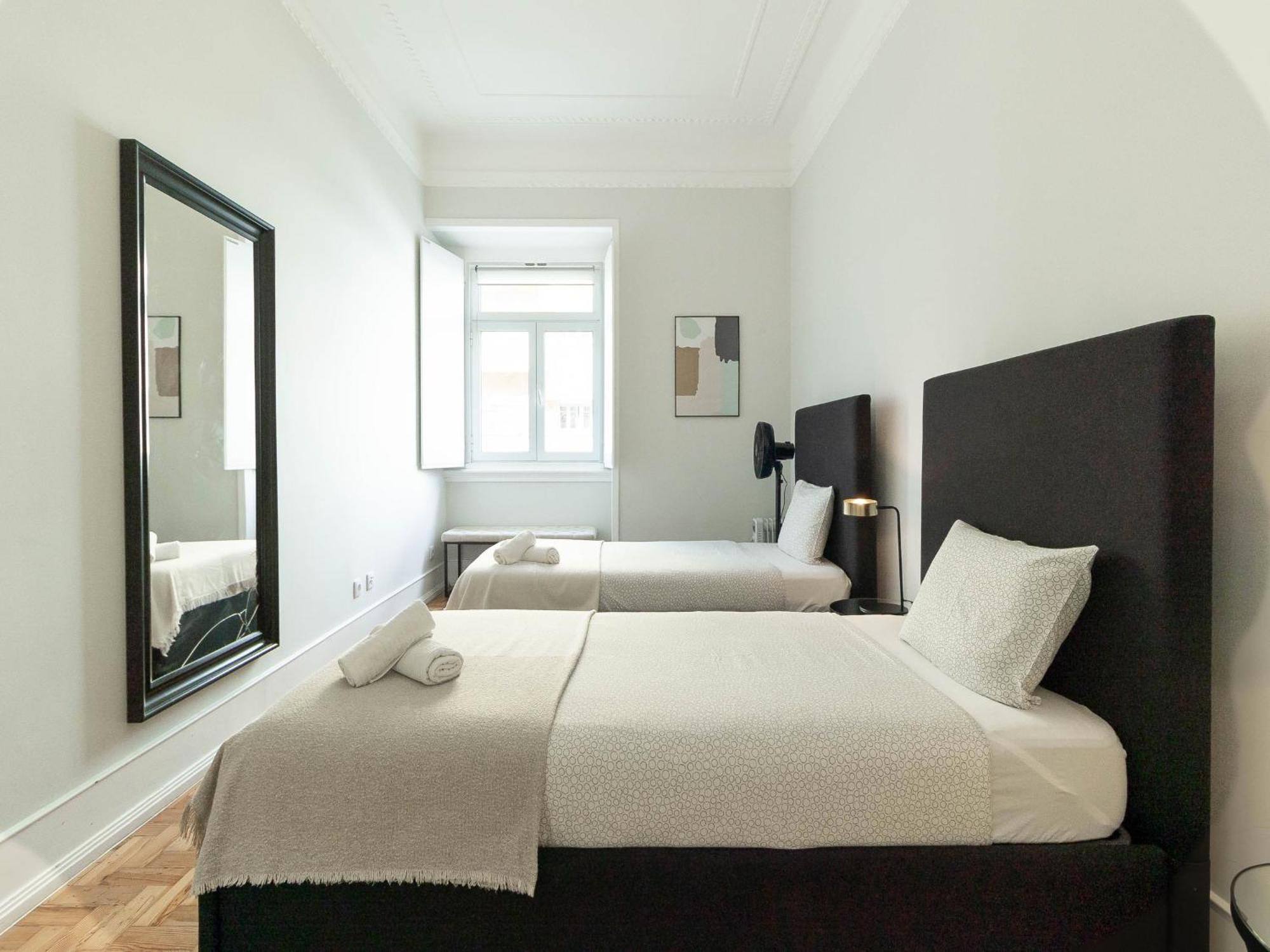 Akicity Lisboa Iris Exteriör bild